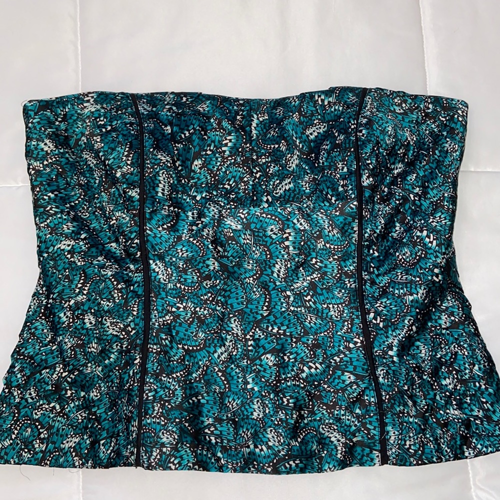 turquoise printed strapless top